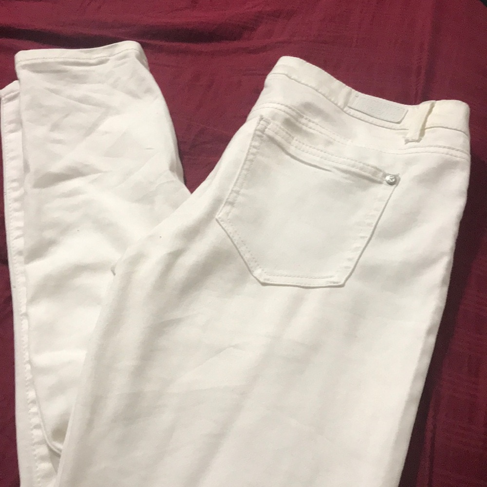 Celebrity pink skinny jeans
